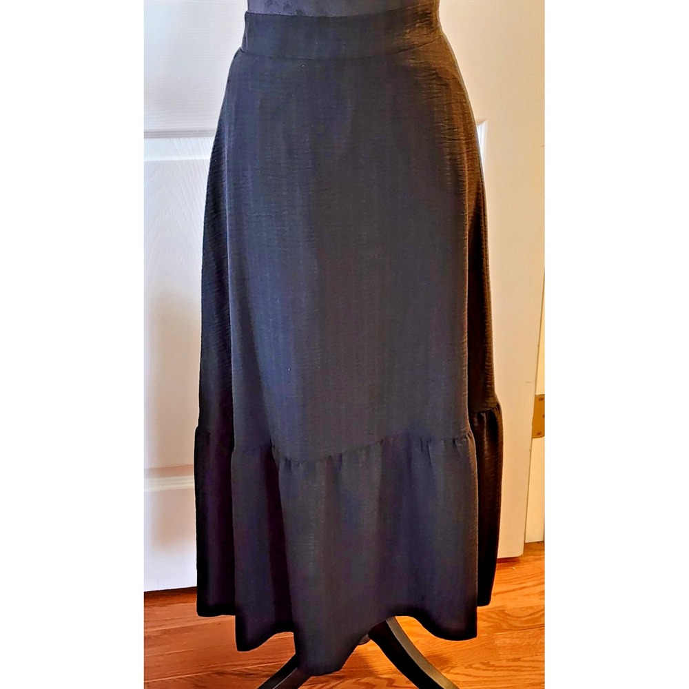 Women's Lined Maxi Skirt with Ruffle by JM Collection Black in Size Medium